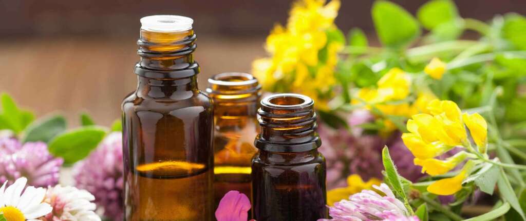 Relieve headaches and migraines with soothing essential oils for natural pain relief.