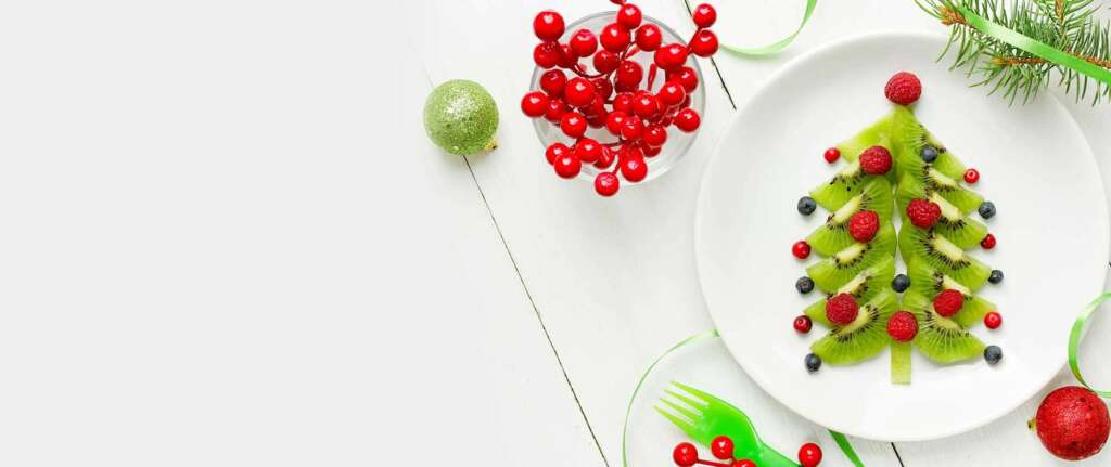 Healthy and fun Christmas snacks for kids, perfect for festive celebrations and nutrition.