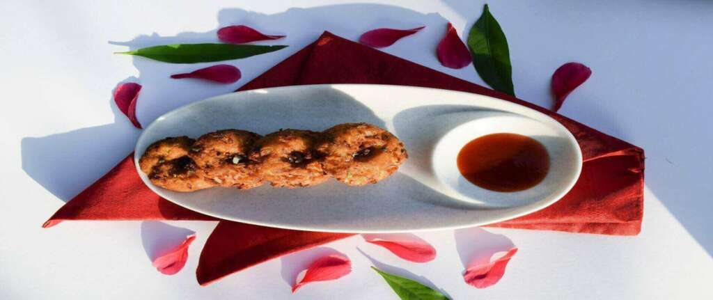 Poha Vada crispy golden fritters made with poha, perfect for snacking